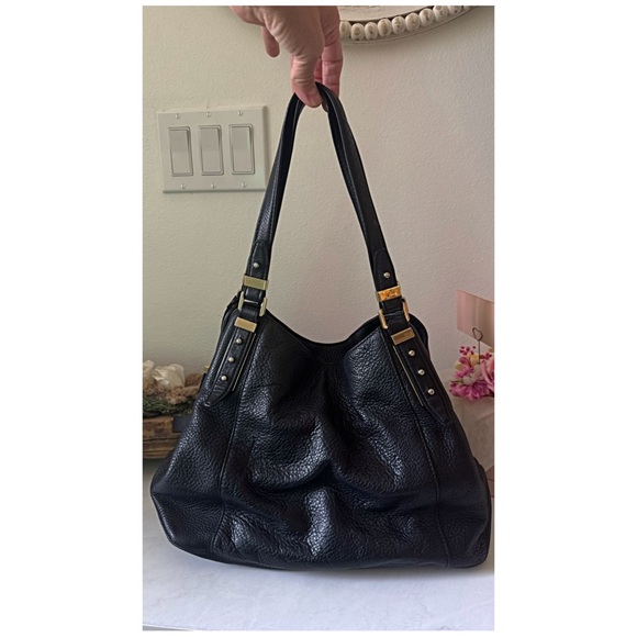 Michael Kors black bag - Picture 3 of 13